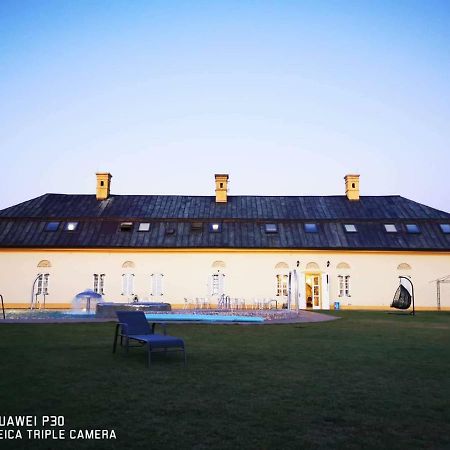 Hotel Majerovsky Kastiel Vranov nad Toplou Exteriér fotografie