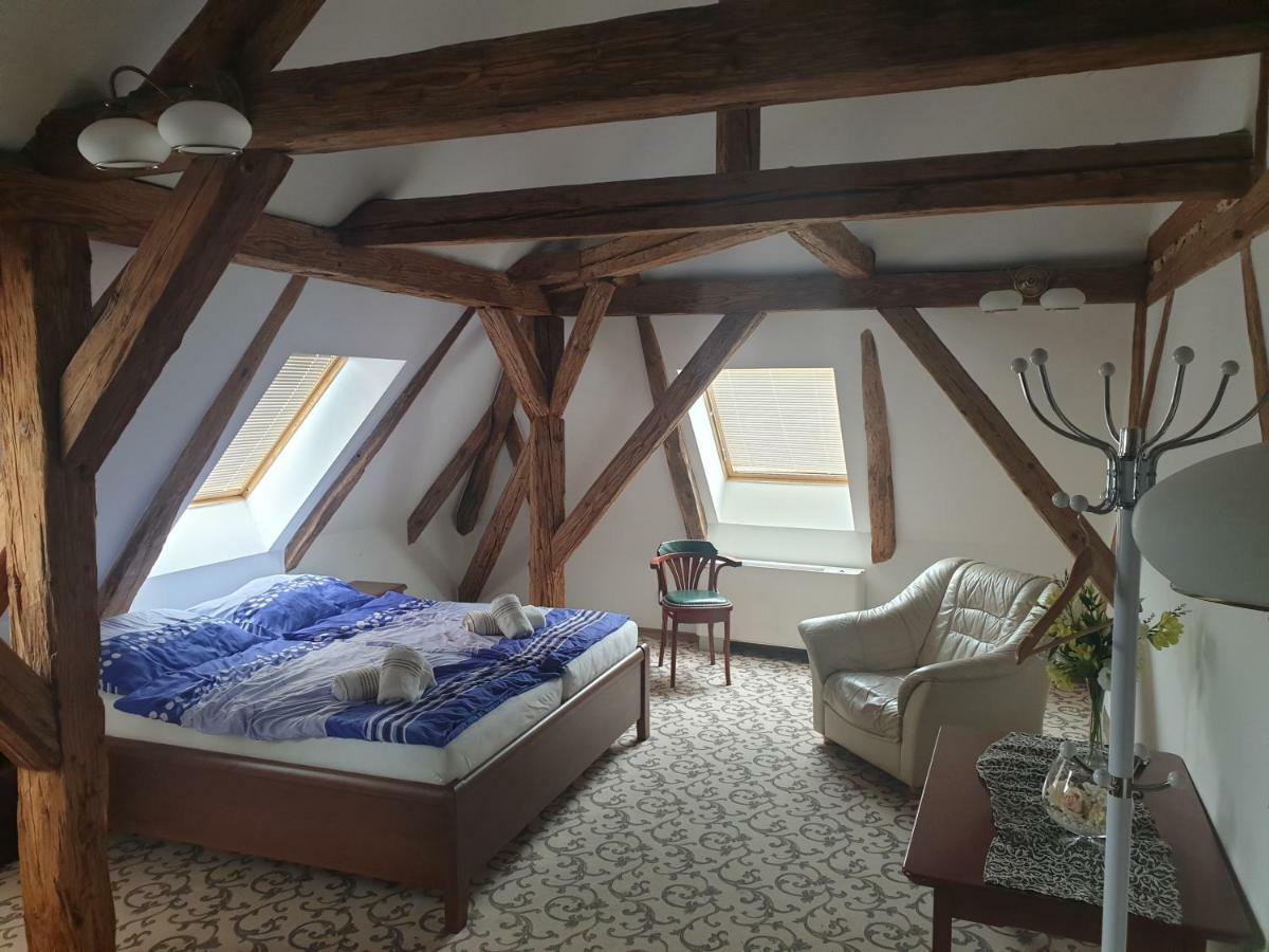 Hotel Majerovsky Kastiel Vranov nad Toplou Exteriér fotografie
